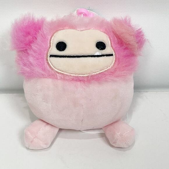 Squishmallows Caparinne Bigfoot Plush Pink Clip On 3.5 inch Kelly Toys  NWT - Picture 1 of 2